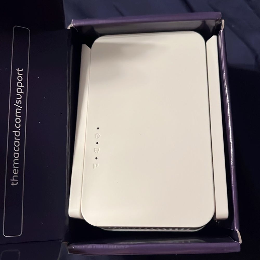 WiFi Range Extender - Picture 3 of 4